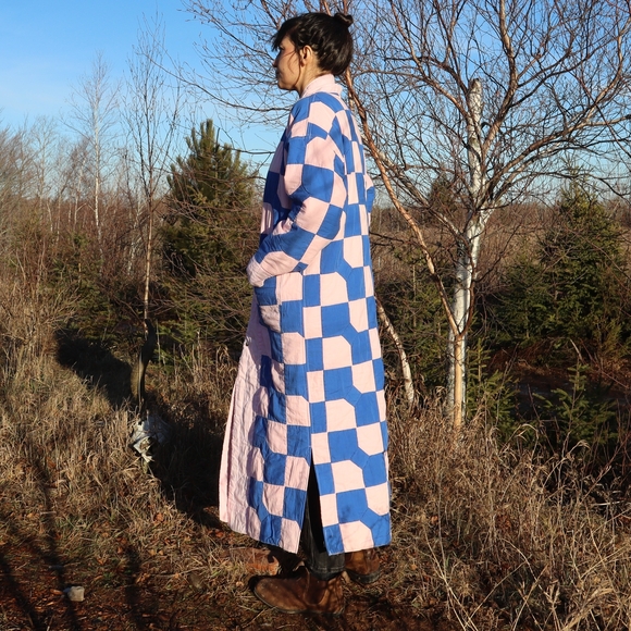 Upcycled Patchwork Quilt Duster Pink and Blue Long Coat M • L • XL - Picture 3 of 8